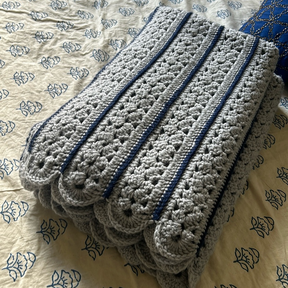 Handcrafted bed blankets
